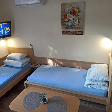 דירה Old House 23 *